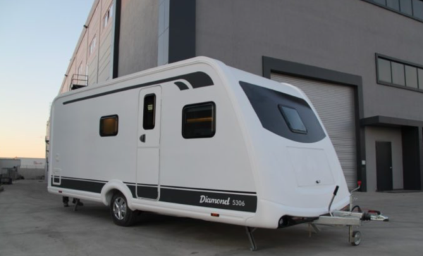6 kişilik çekme karavan marka ve model tam donanım çekme karavan