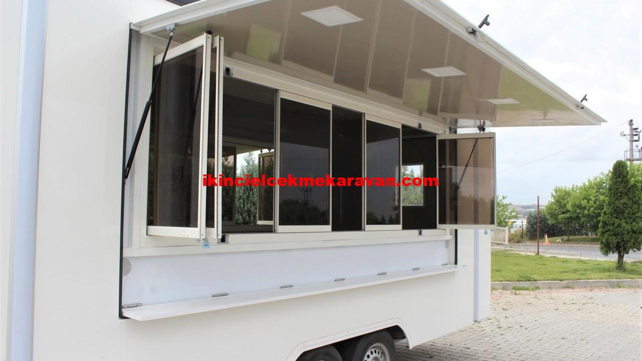 römorklu çekme karavan