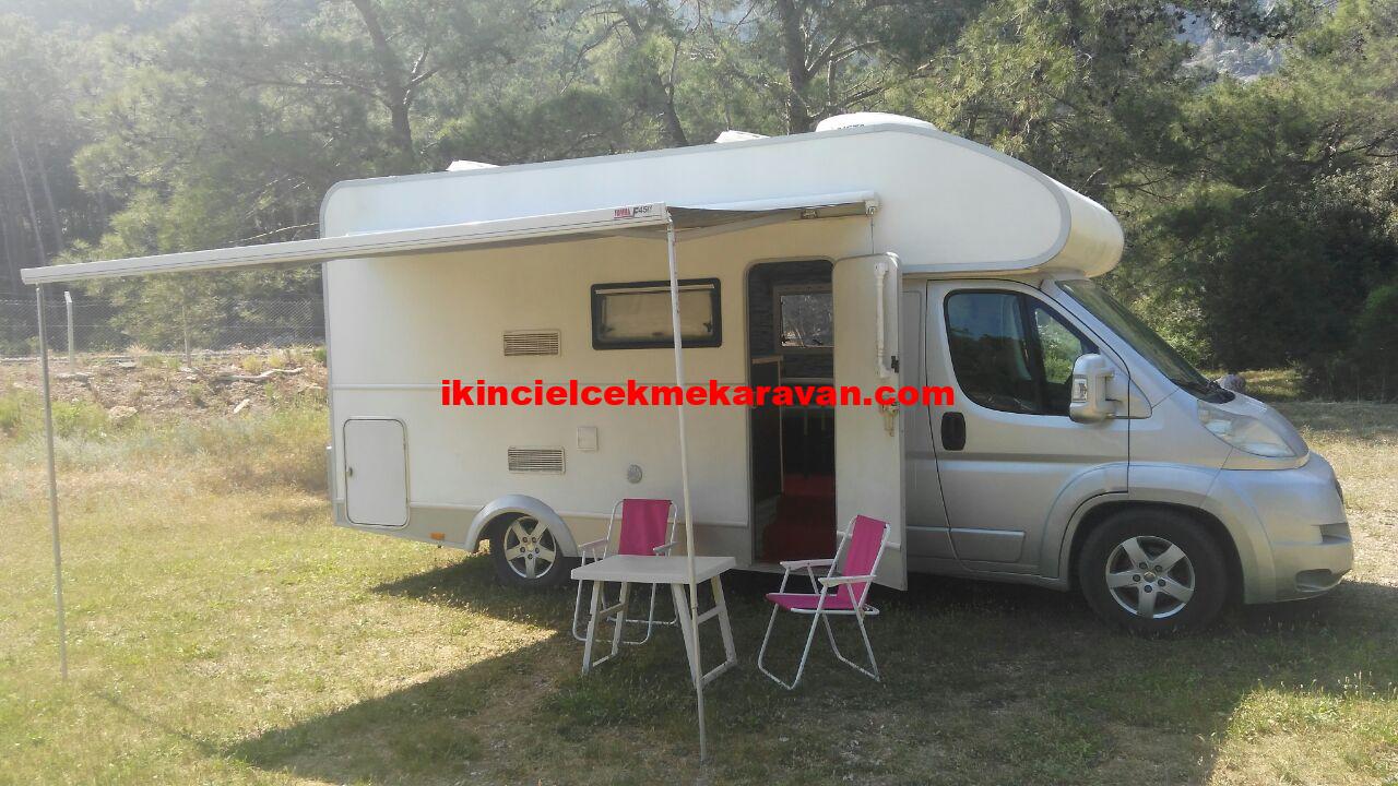 tenteli arabalı karavan