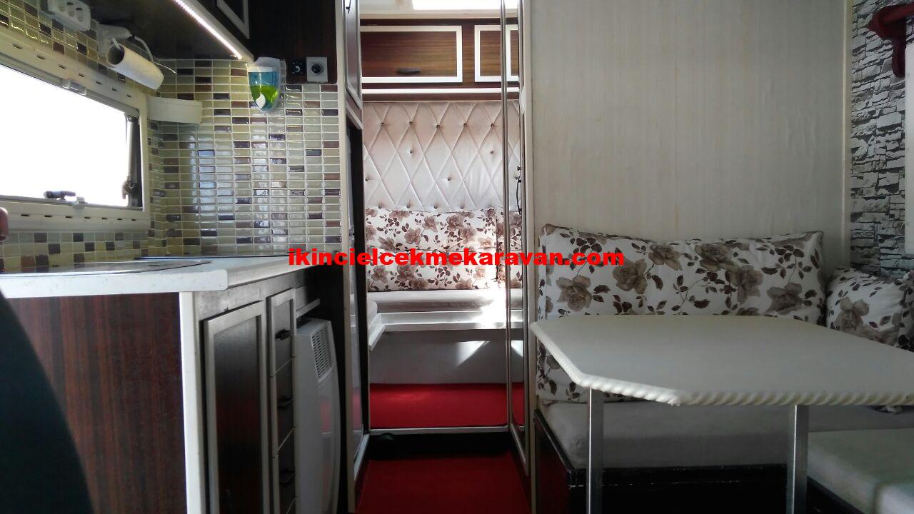 arabalı karavan iç resim