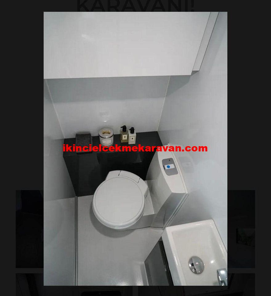 Çekme mow karavan kamp alanında wc ve temiz su bulunmakta 2 ikinci el temiz çekme mow karavan