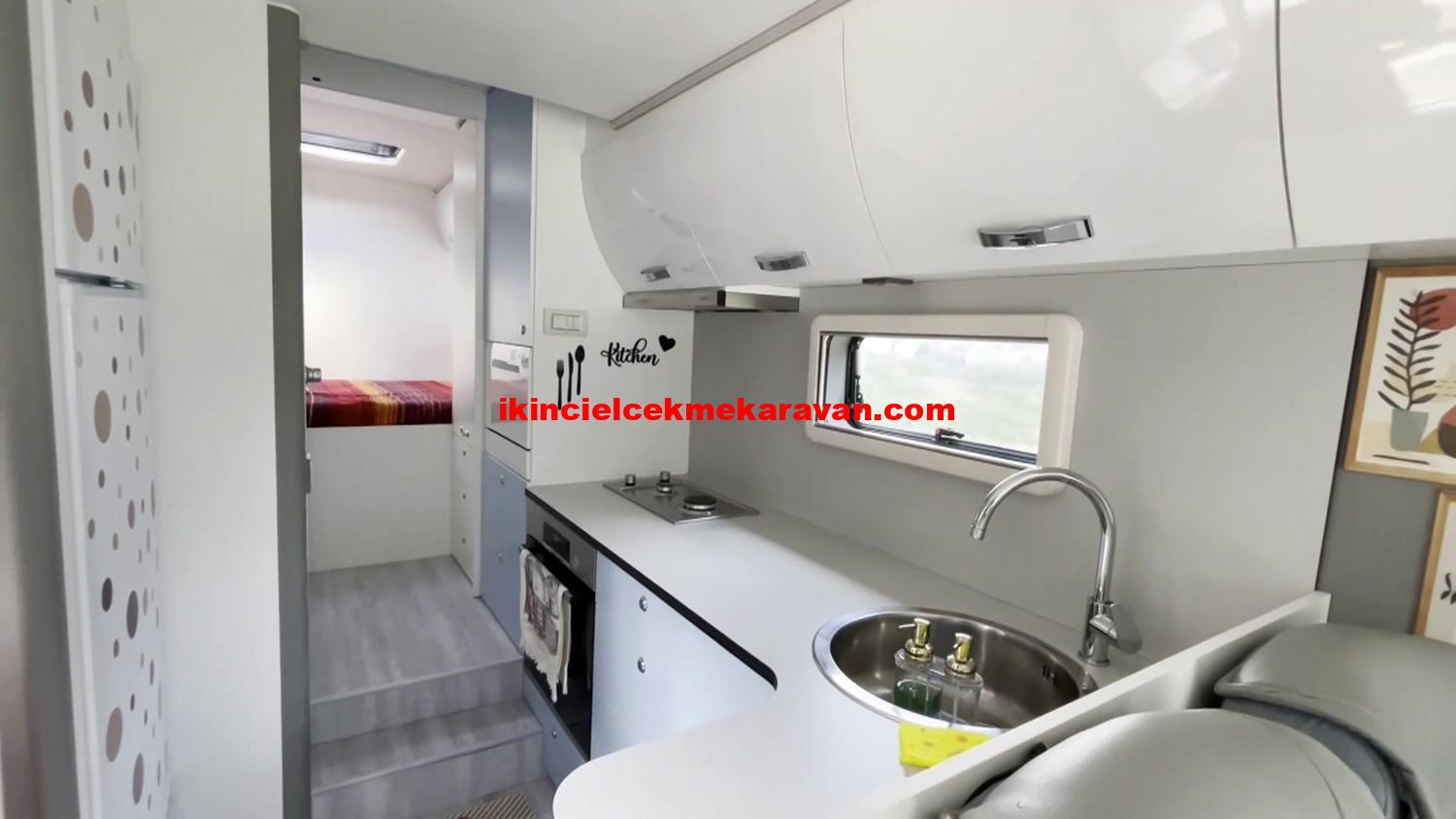 özel yapım otobüs karavan