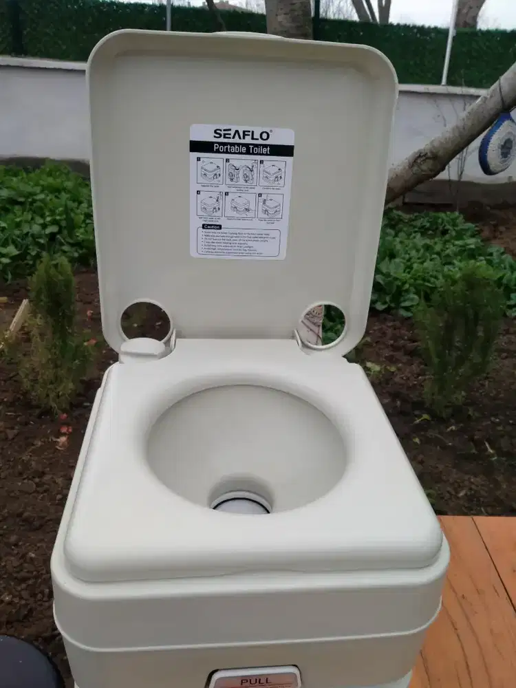 ikinci el karavan için tuvalet