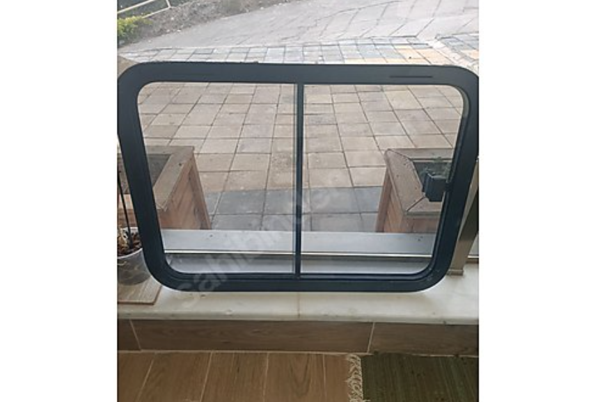 ikinci el motokaravan cami 1