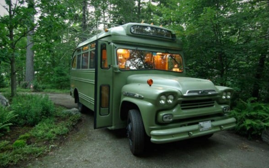 eski tip otobus karavan 2